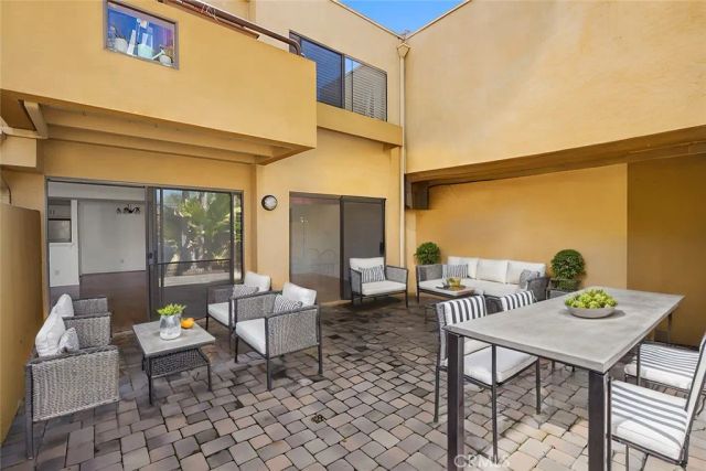 25712 Le Parc 21, Lake Forest, CA 92630
