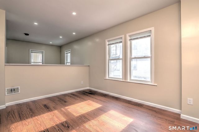 120 Smith Street, Derby, CT 06418