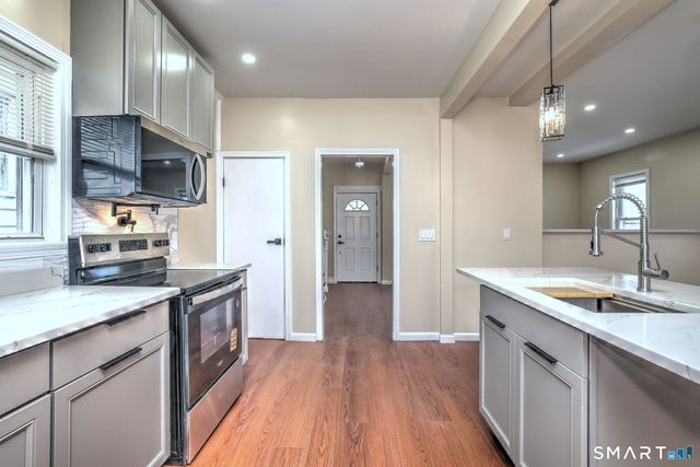 120 Smith Street, Derby, CT 06418