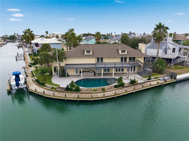 25 Luau Lane, Rockport, TX 78382