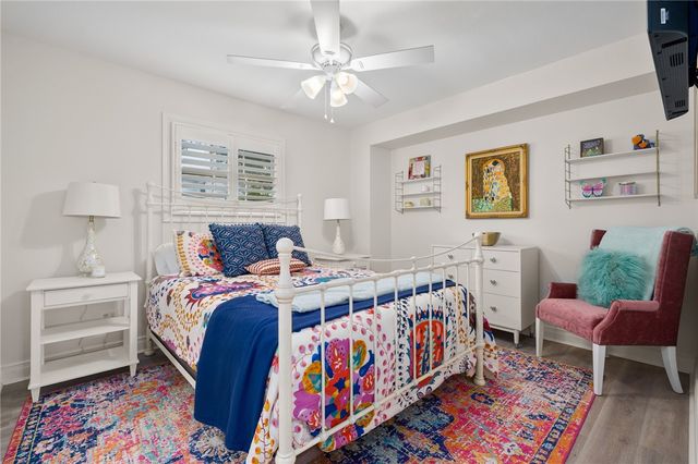 25 Luau Lane, Rockport, TX 78382