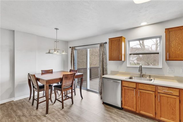 120 Cole Ct, Jackson Twp, PA 16037