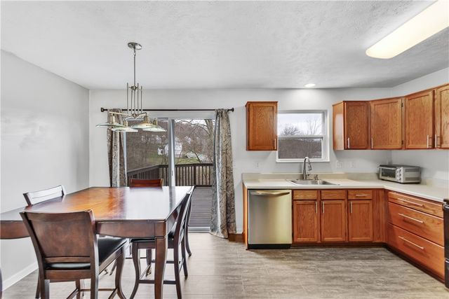 120 Cole Ct, Jackson Twp, PA 16037