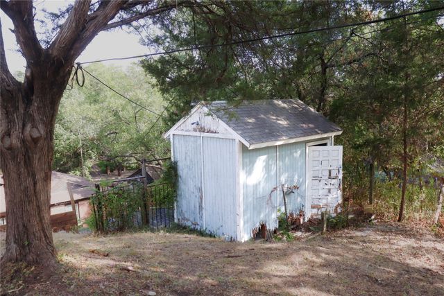 3131 E Latta Circle, Dallas, TX 75227