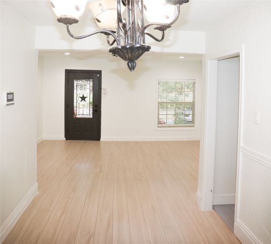 3131 E Latta Circle, Dallas, TX 75227