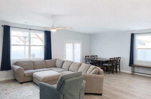 7075 Golden WAY, White House, TN 37188