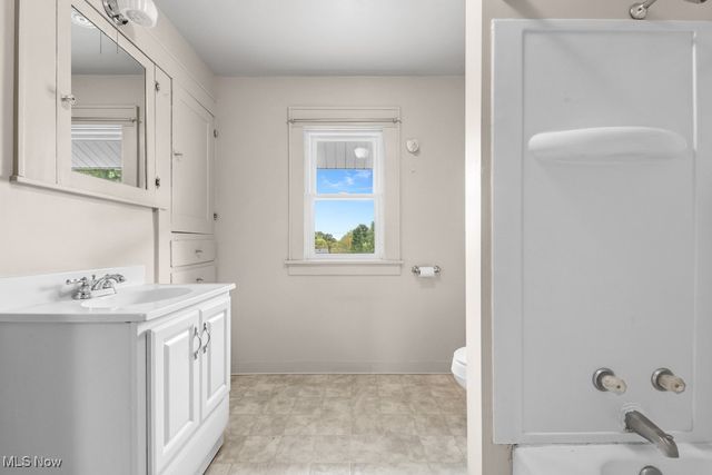 2408 S Linden Avenue, Alliance, OH 44601