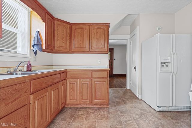 2408 S Linden Avenue, Alliance, OH 44601