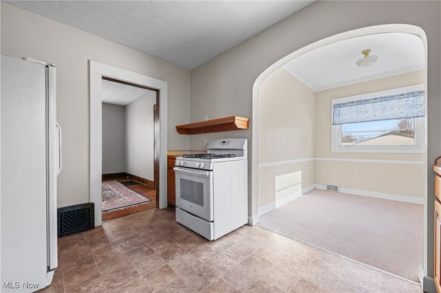 2408 S Linden Avenue, Alliance, OH 44601