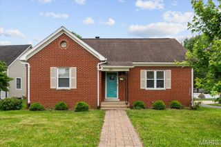 931 N Main Street, Columbia, IL 62236