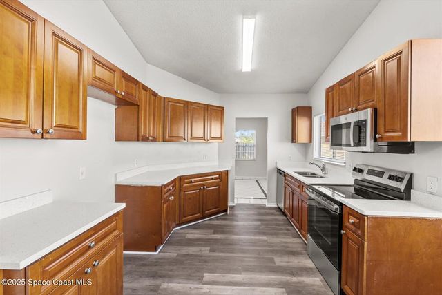 1037 SW California Boulevard, Port St. Lucie, FL 34953