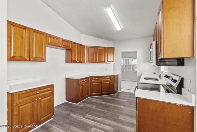 1037 SW California Boulevard, Port St. Lucie, FL 34953