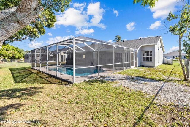 1037 SW California Boulevard, Port St. Lucie, FL 34953