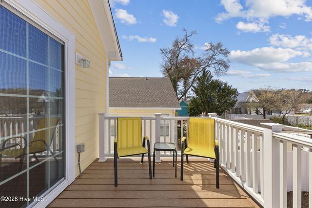 329 NE 59th Street, Oak Island, NC 28465