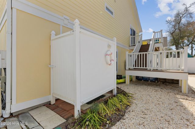 329 NE 59th Street, Oak Island, NC 28465