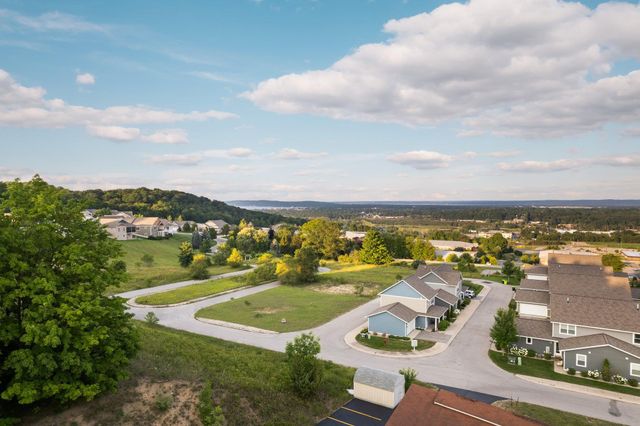 000 Barnes Road, Garfield Twp, MI 49684