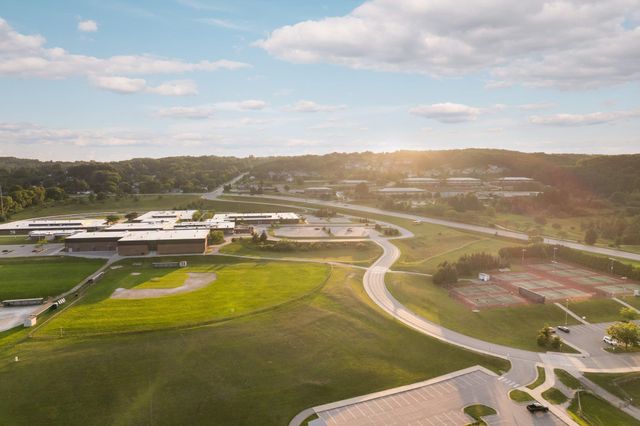 000 Barnes Road, Garfield Twp, MI 49684