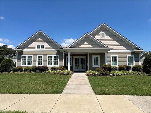 3044 Hughes LN, Hayes, VA 23072