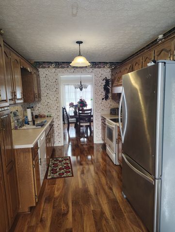 29 Bluebird Ln, Lafayette, TN 37083