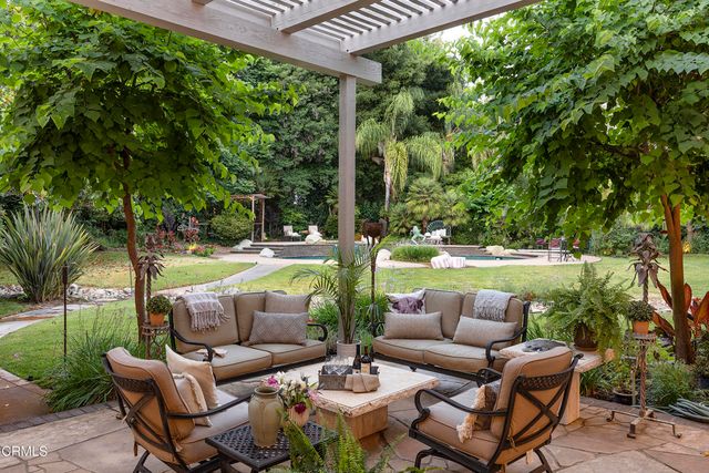 741 Saddle Lane, Ojai, CA 93023
