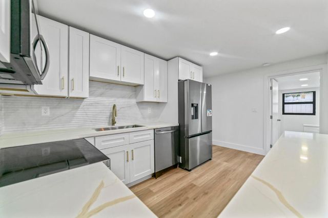 4114 SW 49th Court, Dania Beach, FL 33314