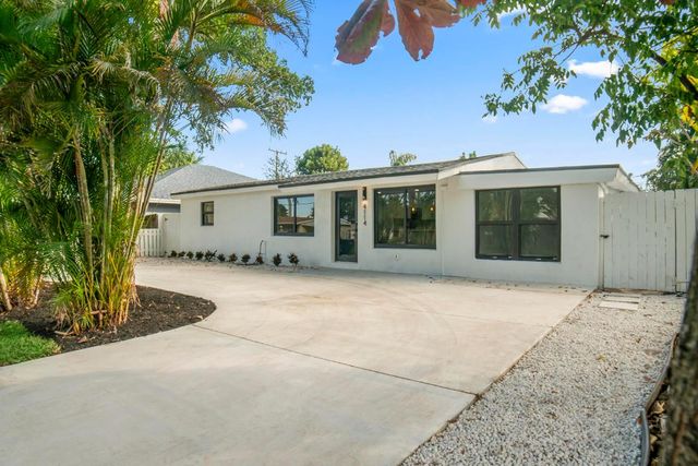 4114 SW 49th Court, Dania Beach, FL 33314