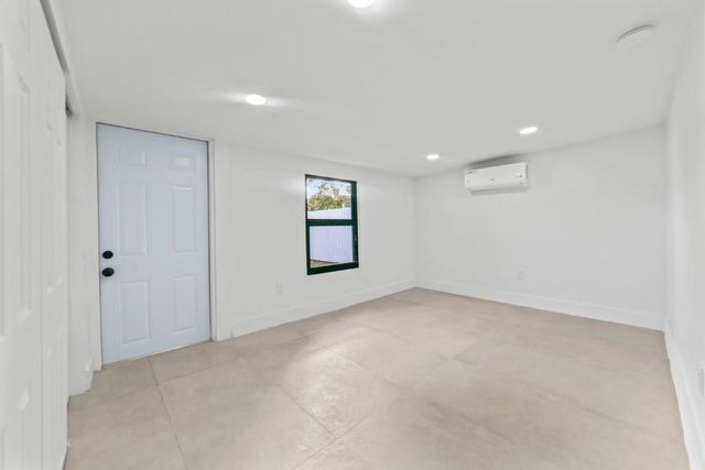 4114 SW 49th Court, Dania Beach, FL 33314