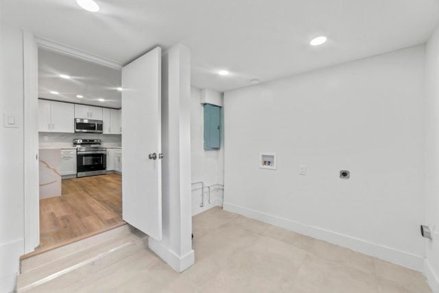 4114 SW 49th Court, Dania Beach, FL 33314