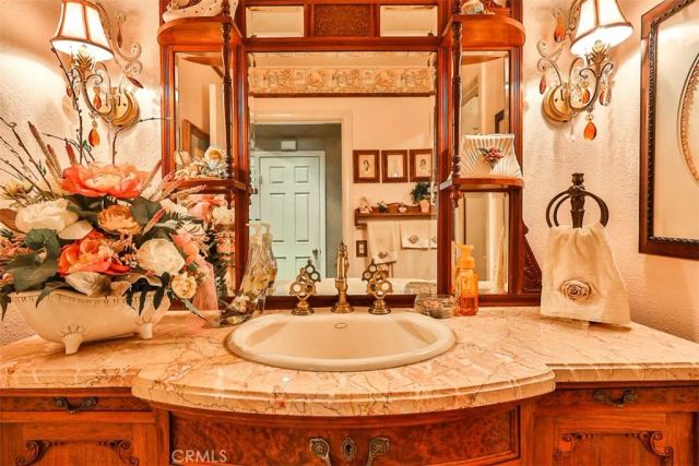 267 Calle Andrea, San Dimas, CA 91773