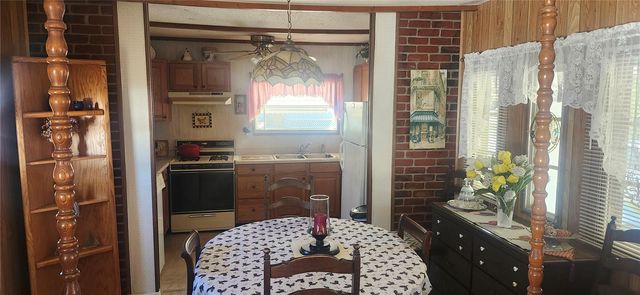 5609 SUNSHINE PARK DRIVE, New Port Richey, FL 34652