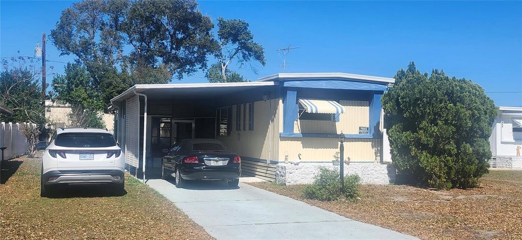 5609 SUNSHINE PARK DRIVE, New Port Richey, FL 34652