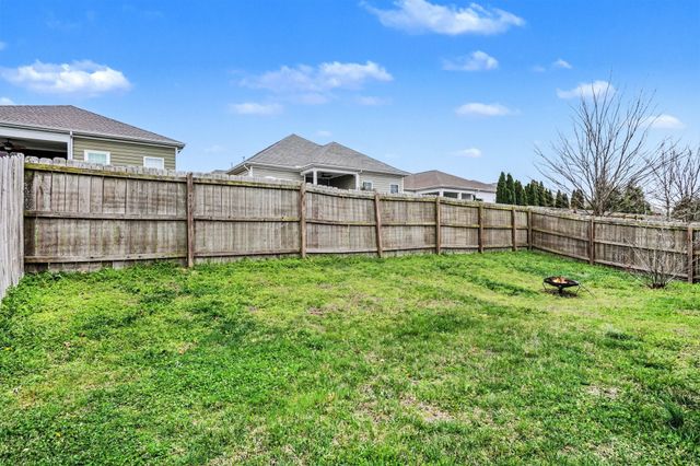 1333 Duns Ln, Nolensville, TN 37135
