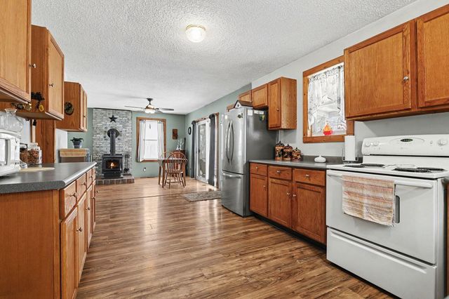 6757 Marsh Road, Plainwell, MI 49080