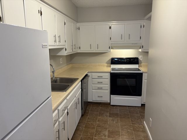 515 Basswood Ave Apt D45, Nashville, TN 37209