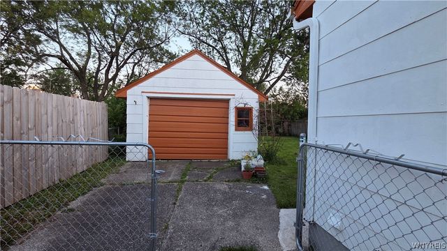 419 Cherokee Drive, Cheektowaga, NY 14225