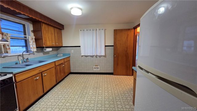 419 Cherokee Drive, Cheektowaga, NY 14225