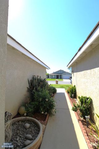 5910 Verdant Hills Court, Bakersfield, CA 93313