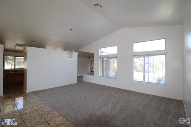 5910 Verdant Hills Court, Bakersfield, CA 93313