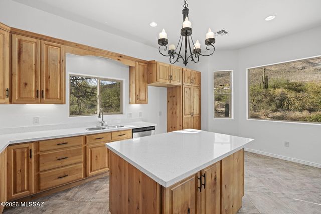 11025 E Ocotillo Drive, Tucson, AZ 85749