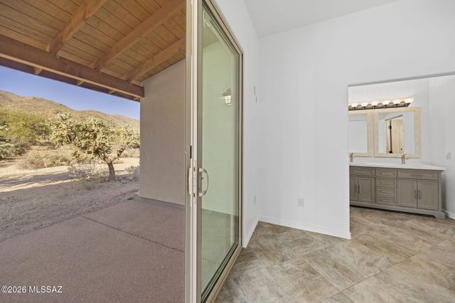 11025 E Ocotillo Drive, Tucson, AZ 85749