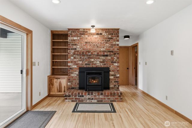 533 316 Street NE, Stanwood, WA 98292