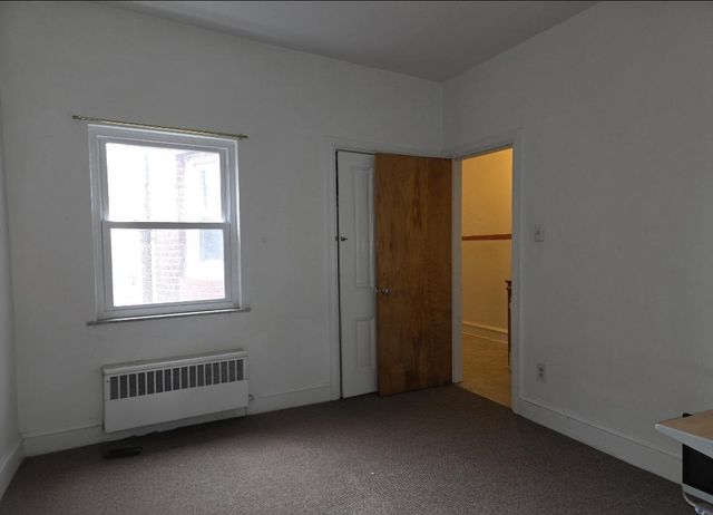 1533 W PASSYUNK AVE, Philadelphia, PA 19145