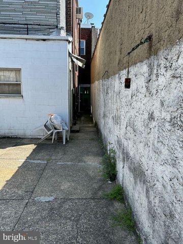 1533 W PASSYUNK AVE, Philadelphia, PA 19145