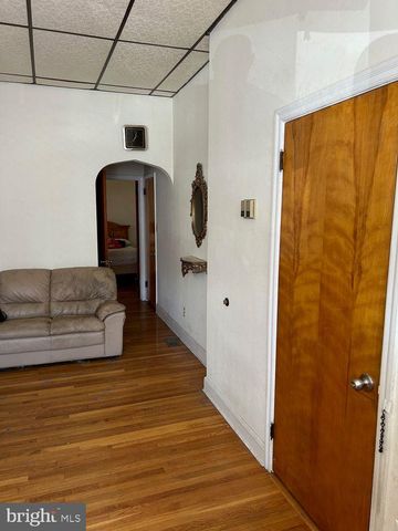 1533 W PASSYUNK AVE, Philadelphia, PA 19145