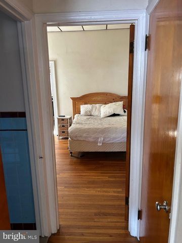 1533 W PASSYUNK AVE, Philadelphia, PA 19145