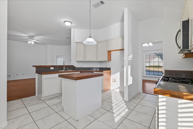 3807 Farmington Drive, Richardson, TX 75082