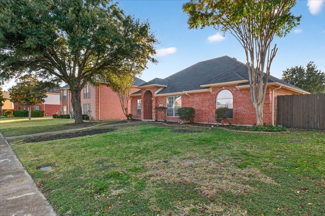 3807 Farmington Drive, Richardson, TX 75082