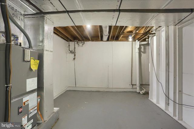 27 NISSLEY DR, Middletown, PA 17057