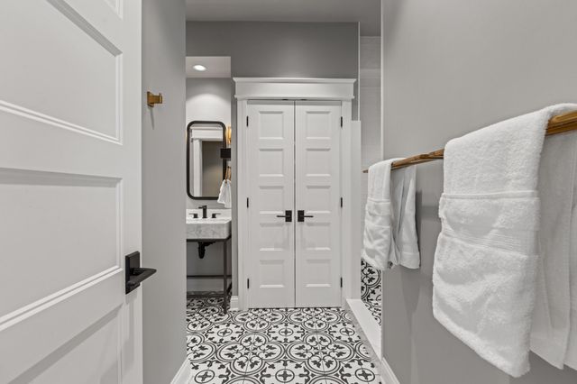 505 W Main Street 501, Lexington, KY 40507