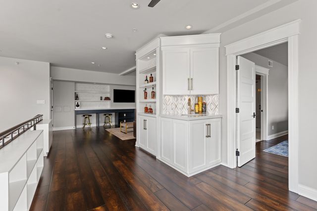 505 W Main Street 501, Lexington, KY 40507